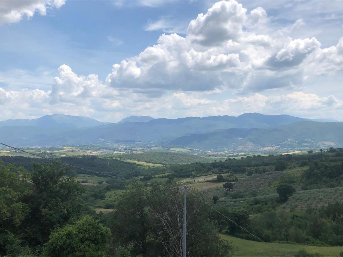 Casa Vacanze Vecchio Frantoio Residenza Moraiolo สโปเลโต ภายนอก รูปภาพ